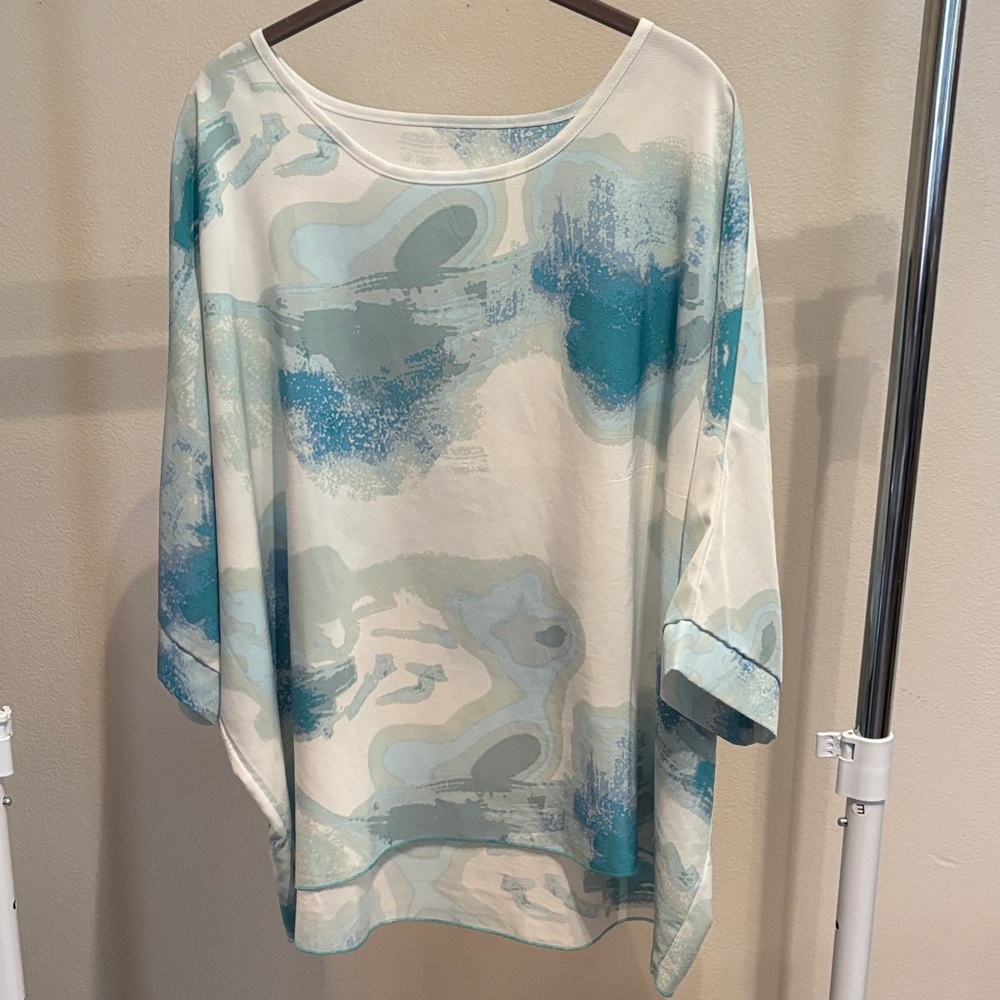 Abstract Blue and Cream Top